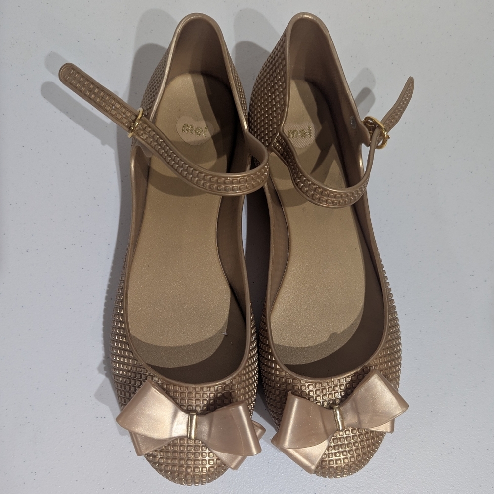 Mel by Melissa Gold ballet flats with bow and ankle strap - size 9 - Picture 3 of 11